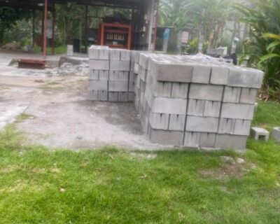 Brick-layer
